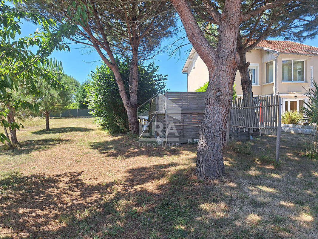 Maison à SAINT-ASTIER