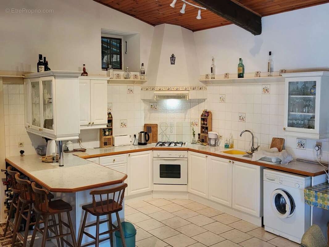 Maison à SAINTE-SEVERE