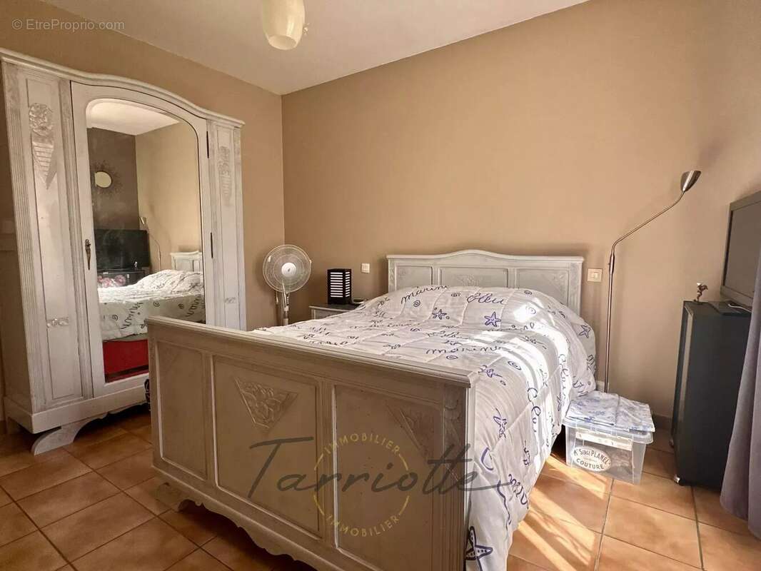 Maison à MALATAVERNE