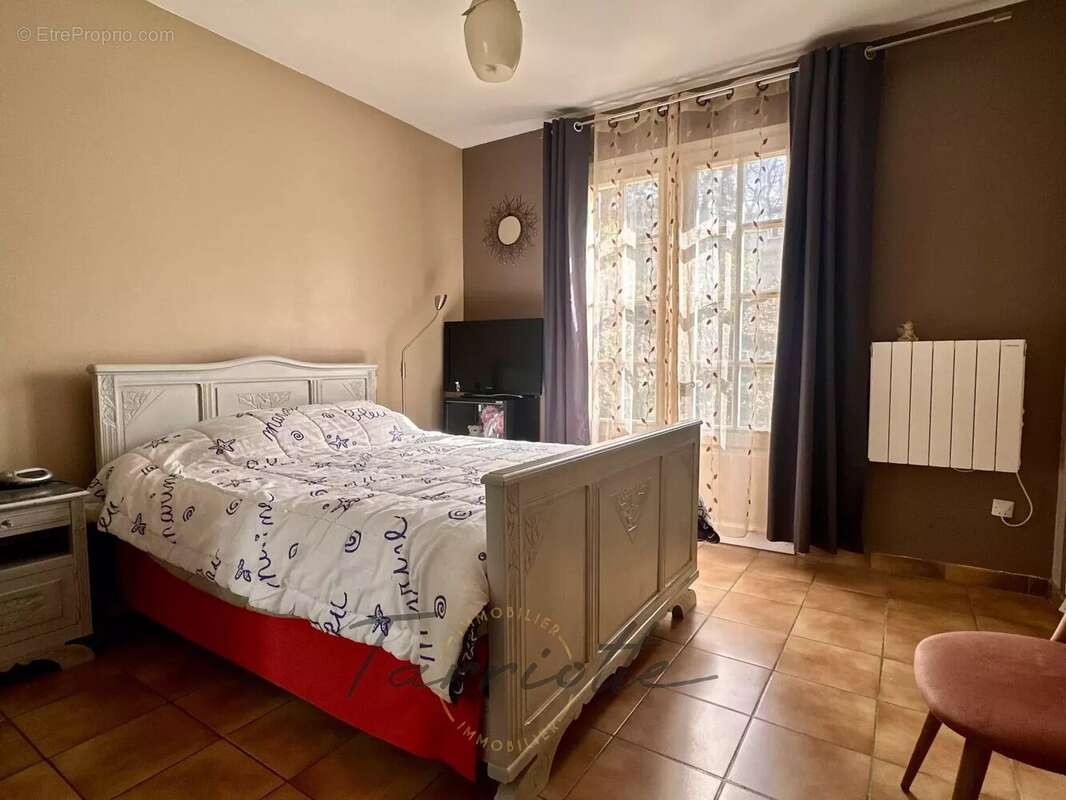 Maison à MALATAVERNE