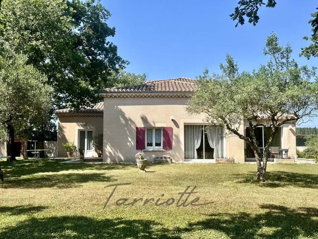 Maison à MONTELIMAR