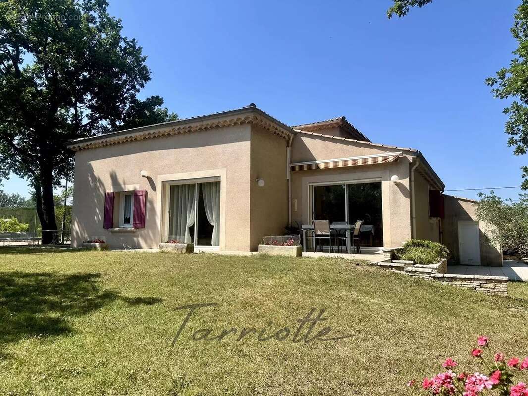 Maison à MONTELIMAR