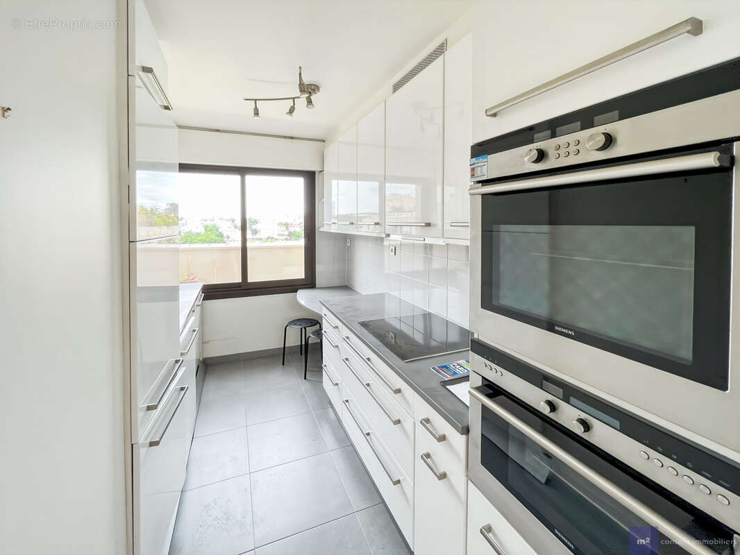 Appartement à LEVALLOIS-PERRET