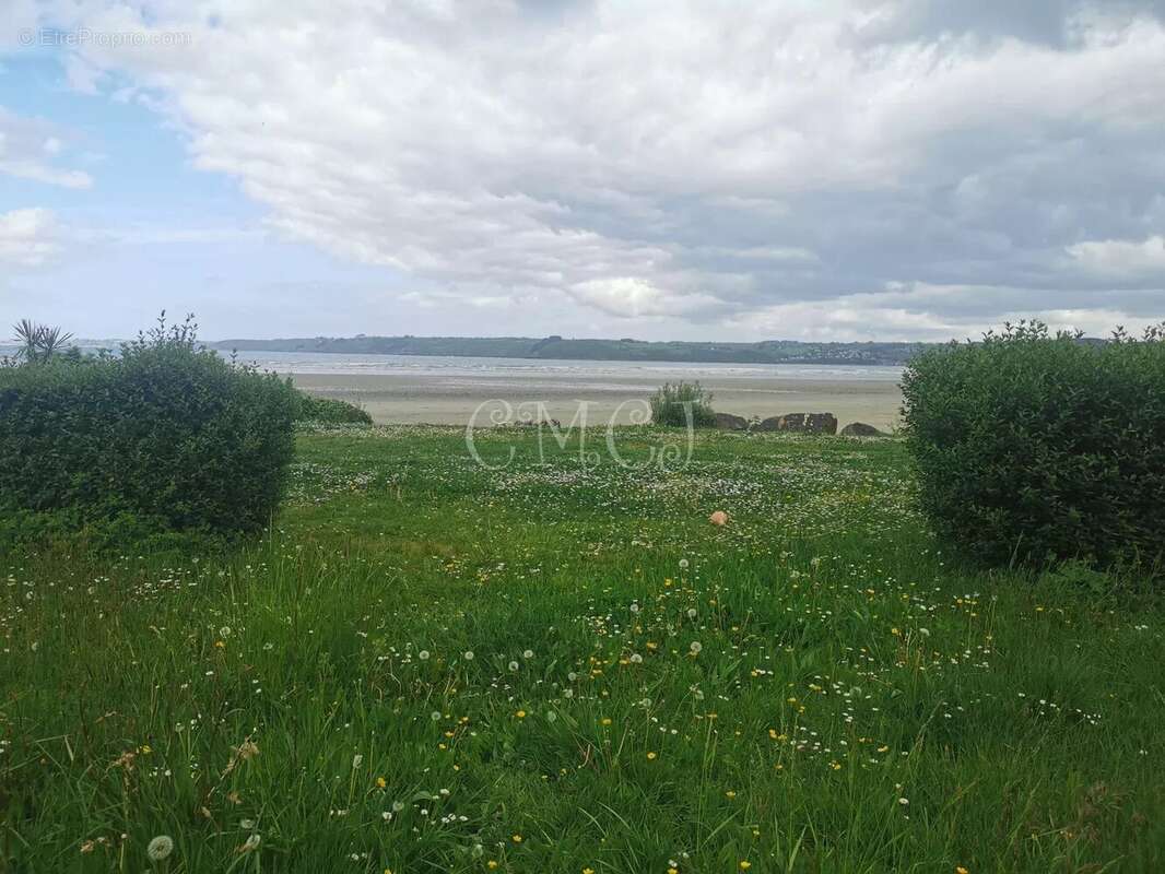 Maison à PLESTIN-LES-GREVES