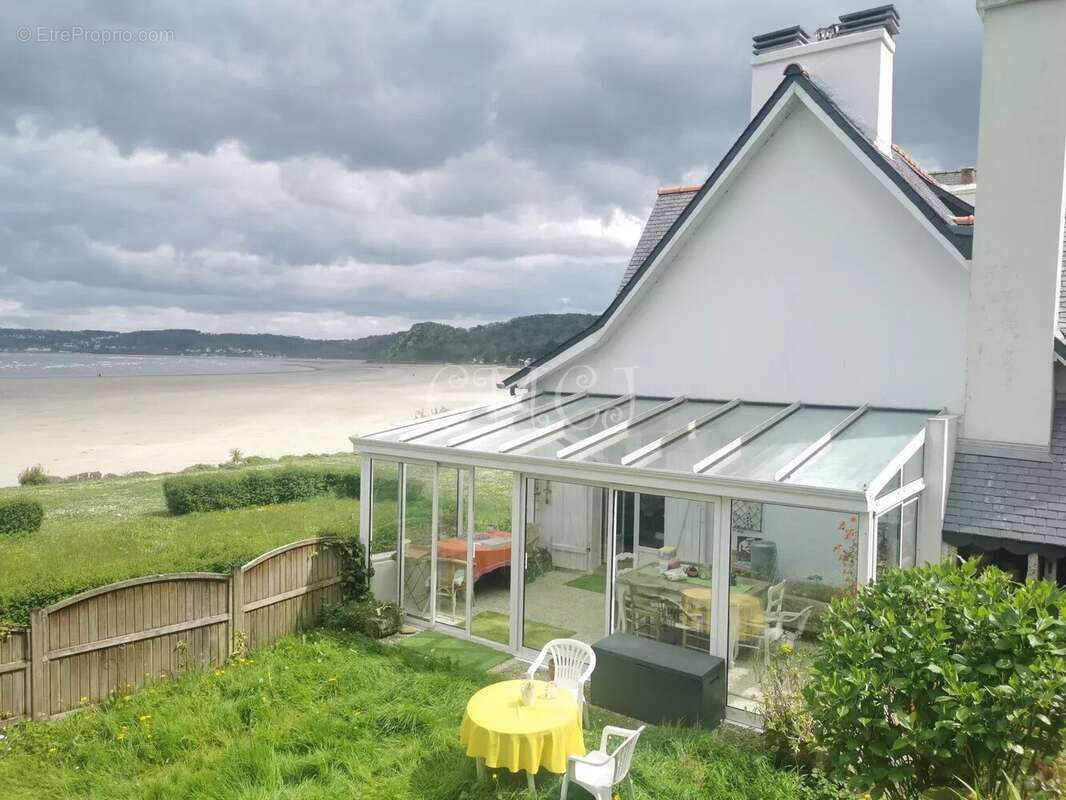 Maison à PLESTIN-LES-GREVES