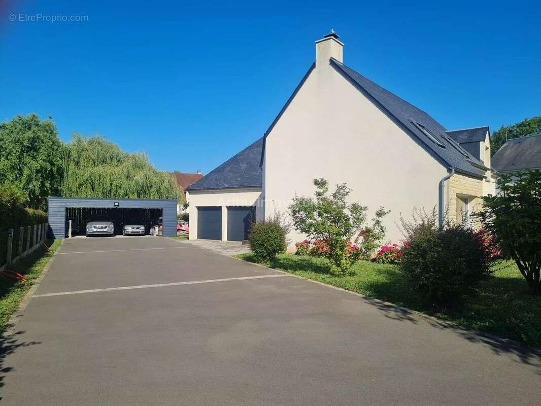 Maison à BARON-SUR-ODON