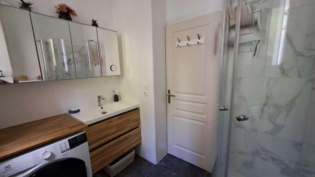 Appartement à LE PERREUX-SUR-MARNE