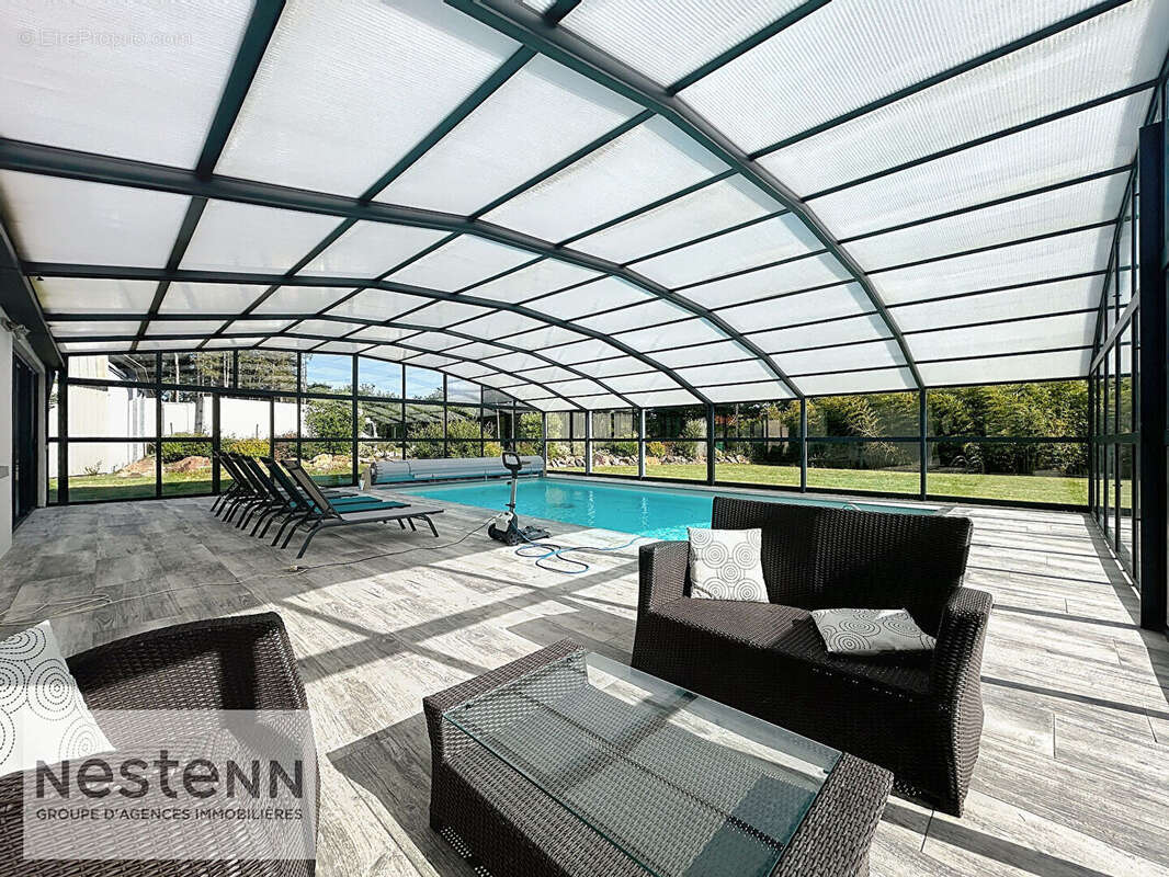 Maison à SAINT-URBAIN