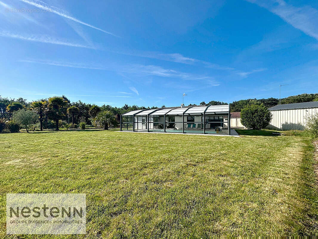 Maison à SAINT-URBAIN