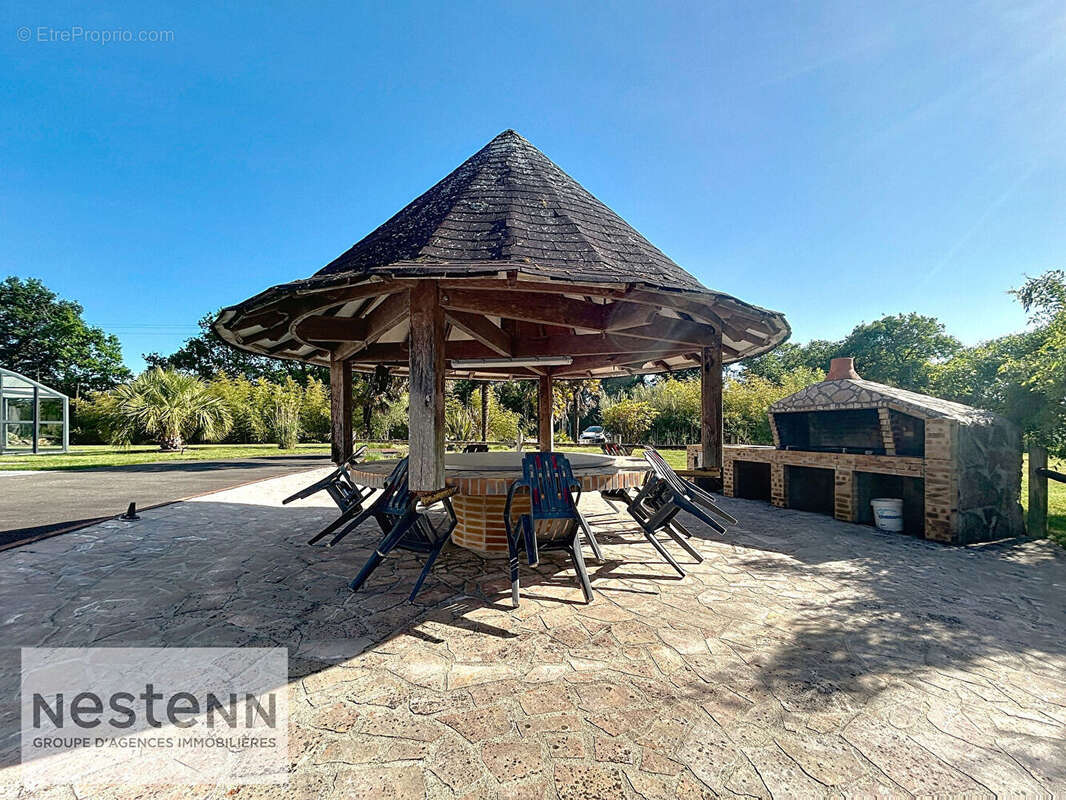 Maison à SAINT-URBAIN