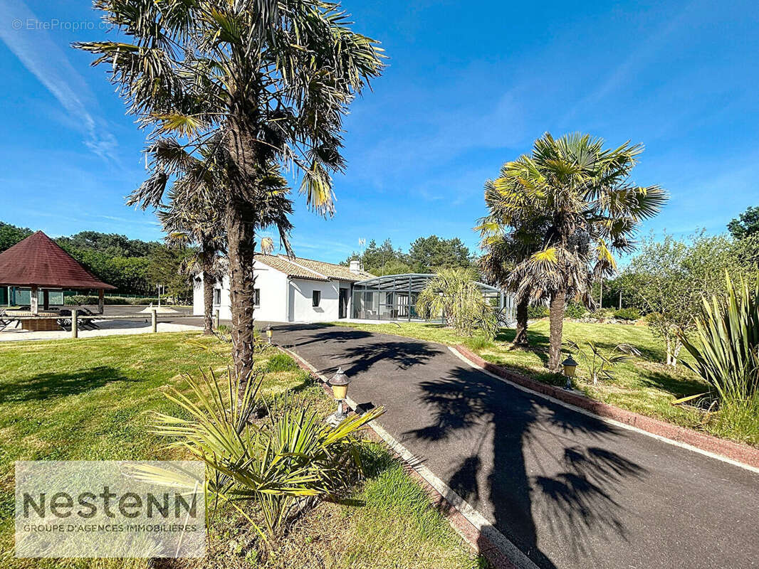 Maison à SAINT-URBAIN