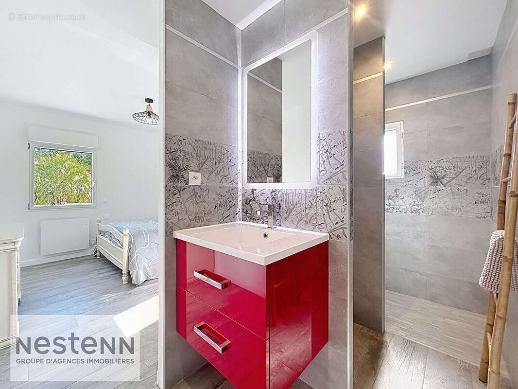 Maison à SAINT-URBAIN