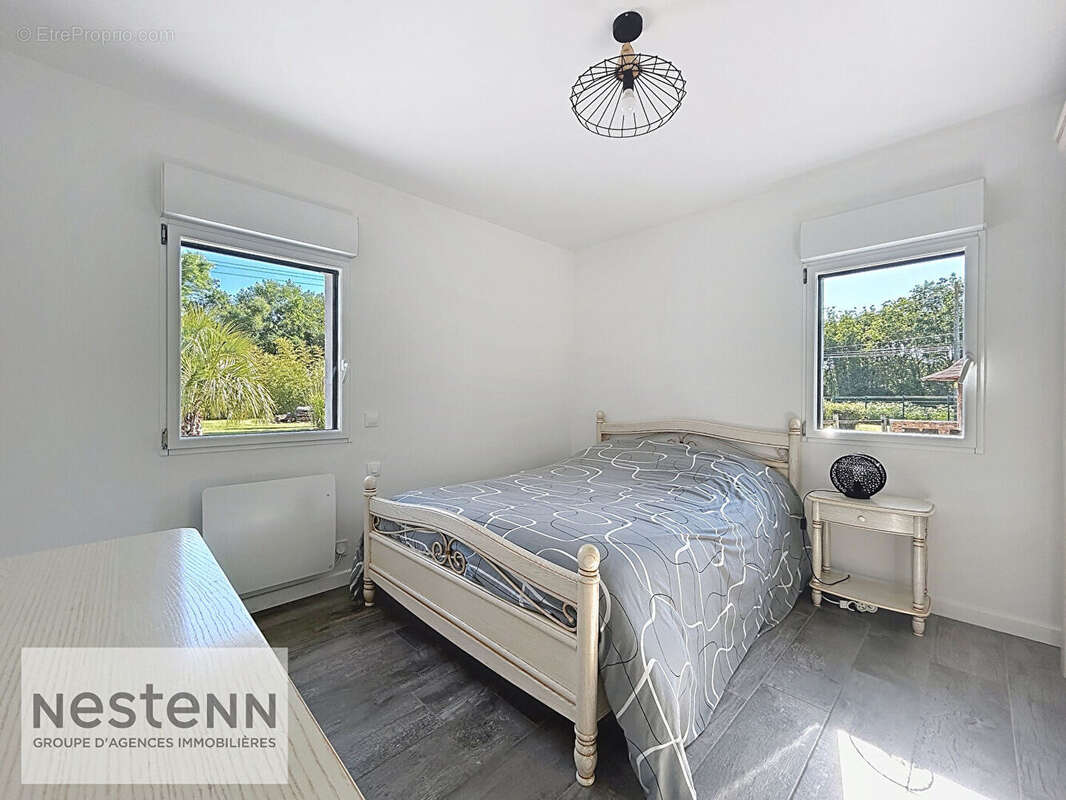 Maison à SAINT-URBAIN