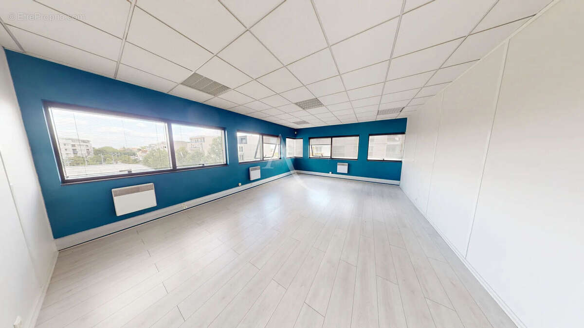 Commerce à CHILLY-MAZARIN