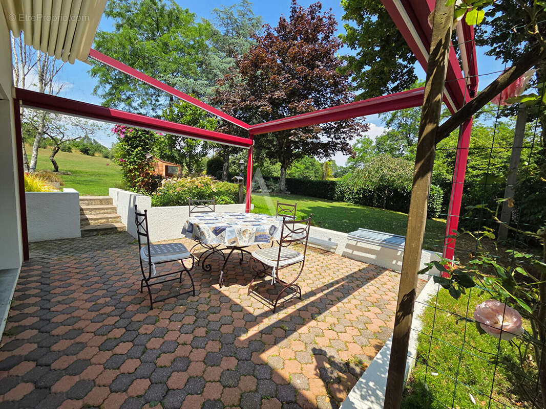 Maison à LE POIRE-SUR-VIE