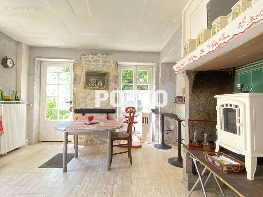 Maison à SAINT-VAAST-LA-HOUGUE