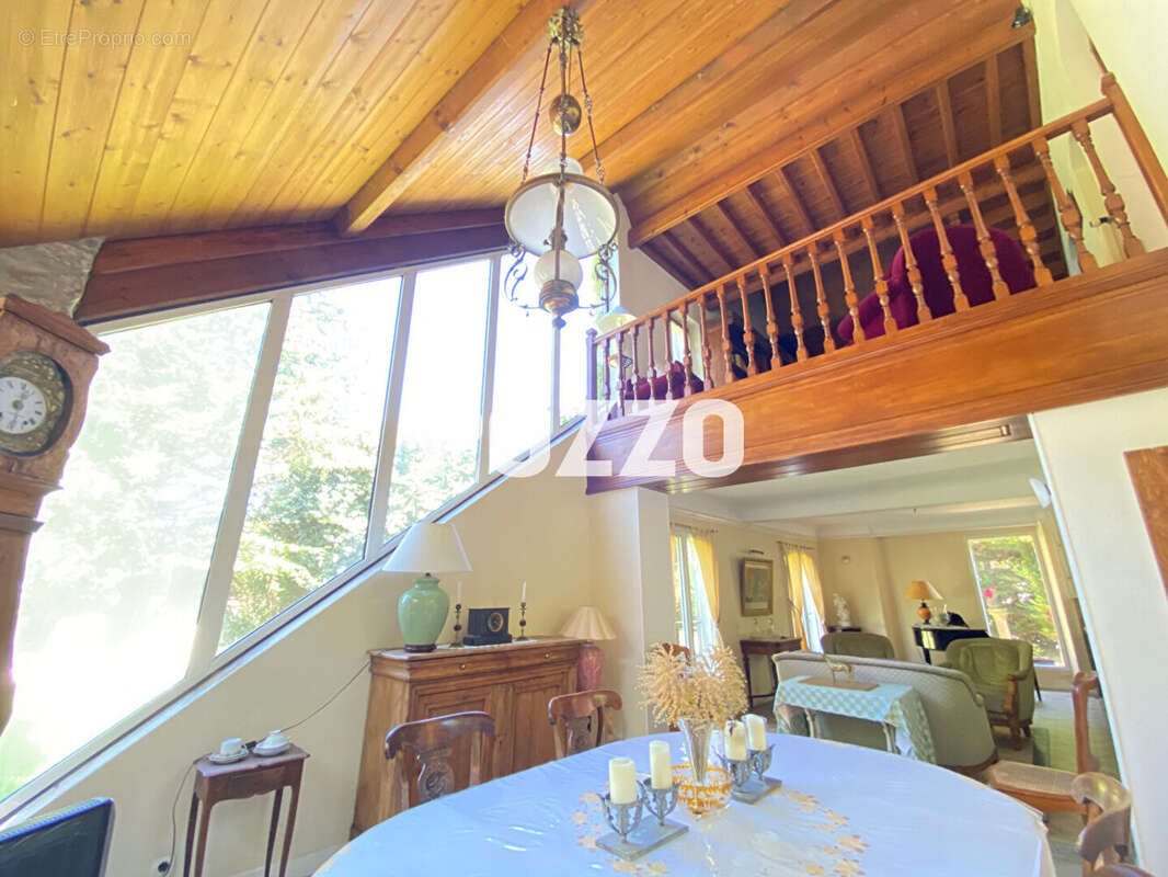 Maison à SAINT-VAAST-LA-HOUGUE