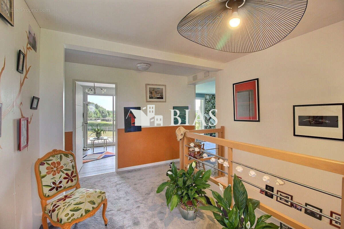 Maison à SAINT-AUBIN-LE-GUICHARD