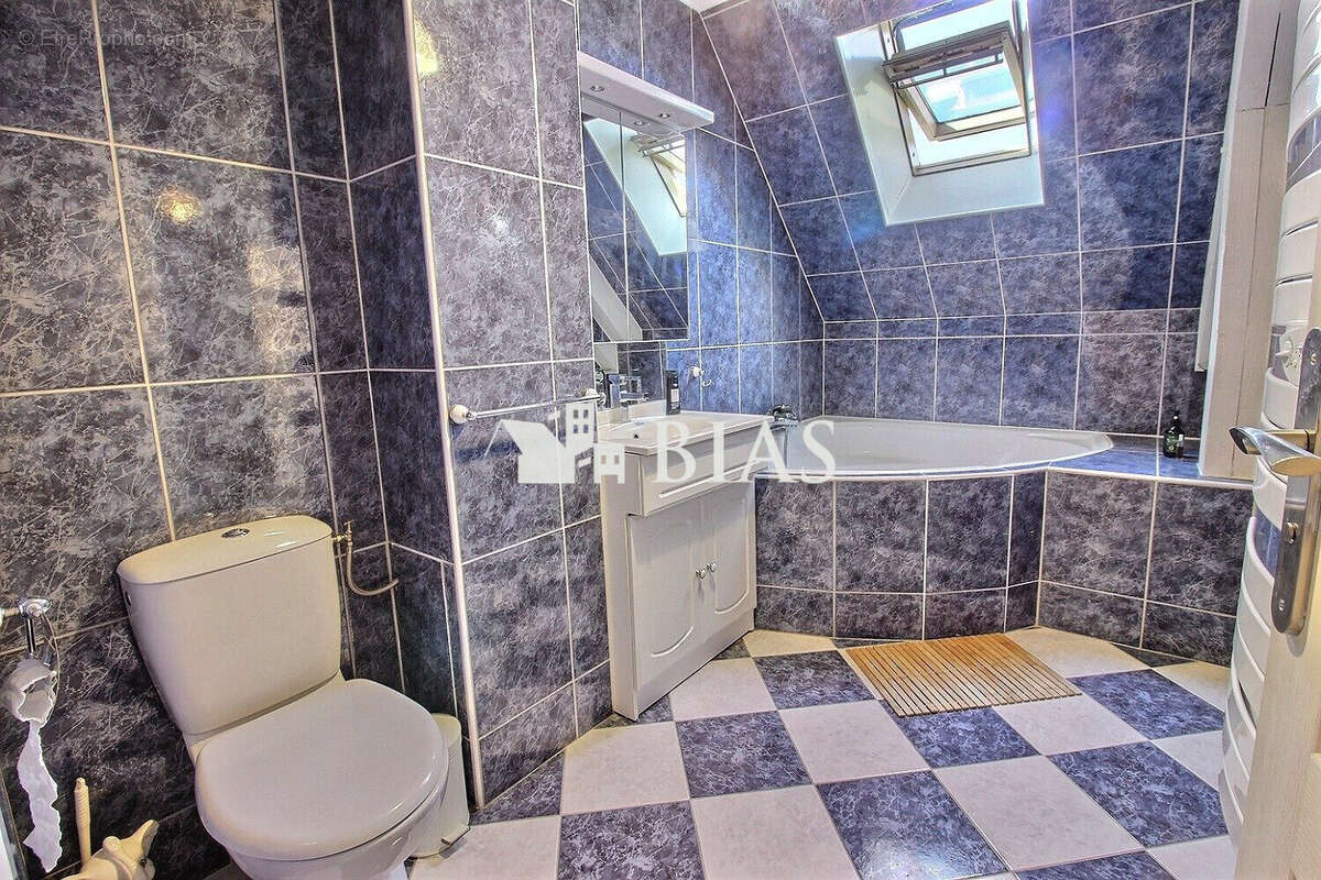 Maison à BOISSEY-LE-CHATEL