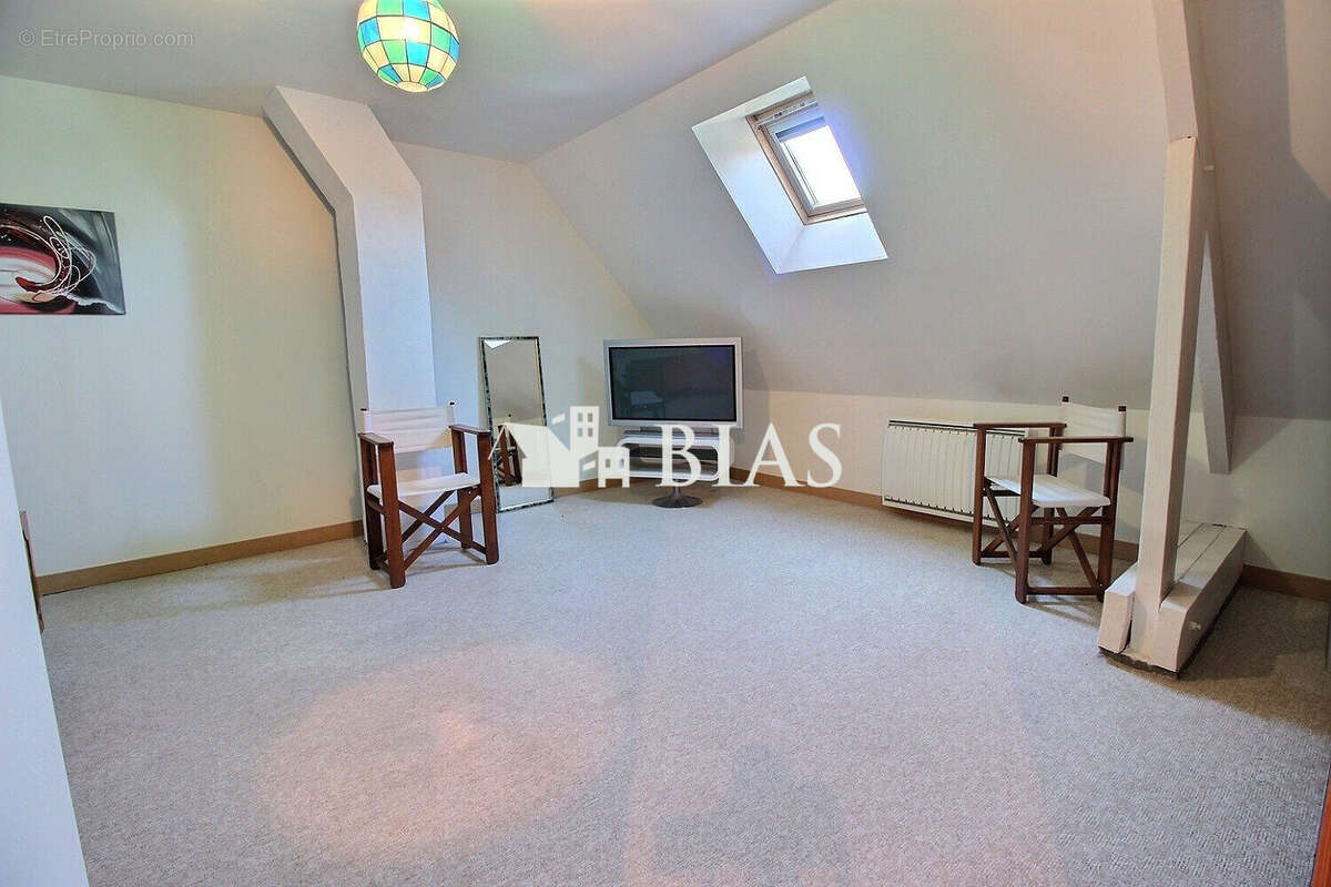 Maison à BOISSEY-LE-CHATEL