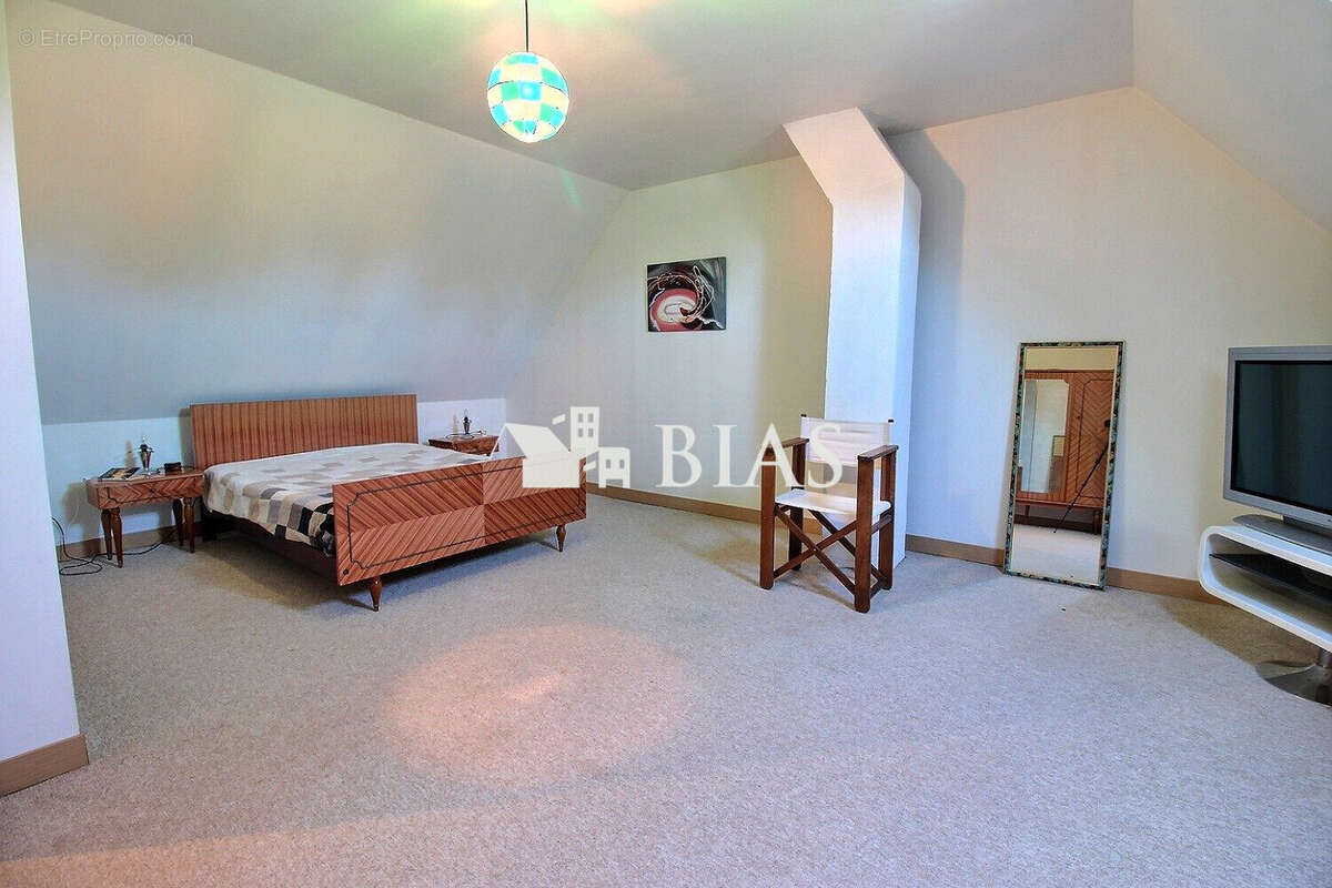 Maison à BOISSEY-LE-CHATEL