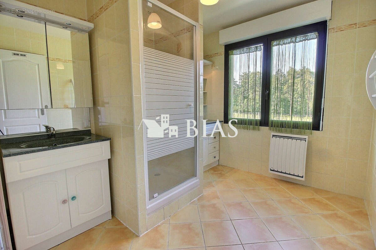 Maison à BOISSEY-LE-CHATEL