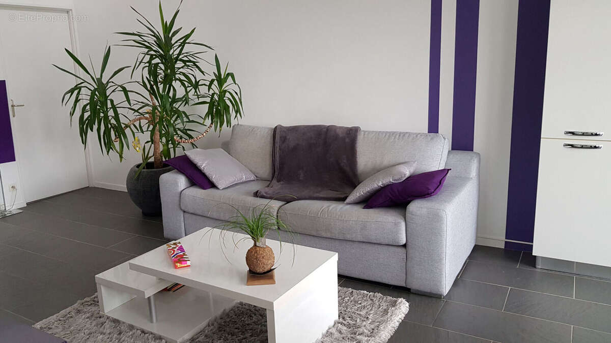 Appartement à SAINT-JACQUES-DE-LA-LANDE