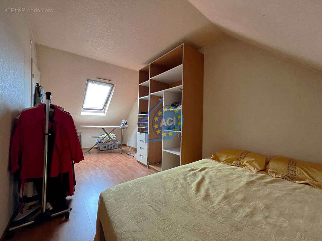 Maison à MANTES-LA-VILLE