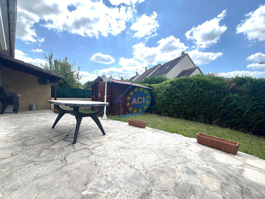 Maison à MANTES-LA-VILLE