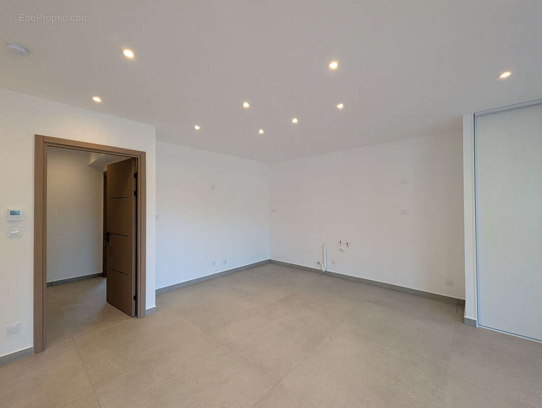 Appartement à AIX-LES-BAINS