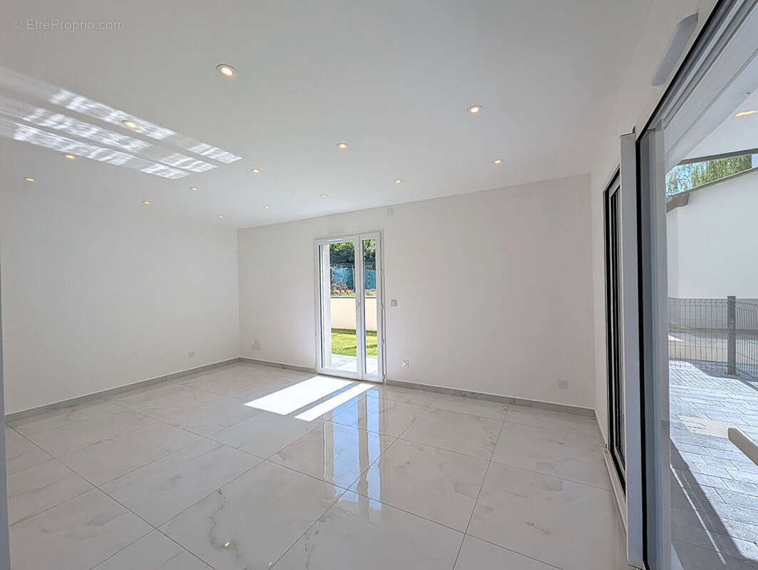 Appartement à AIX-LES-BAINS