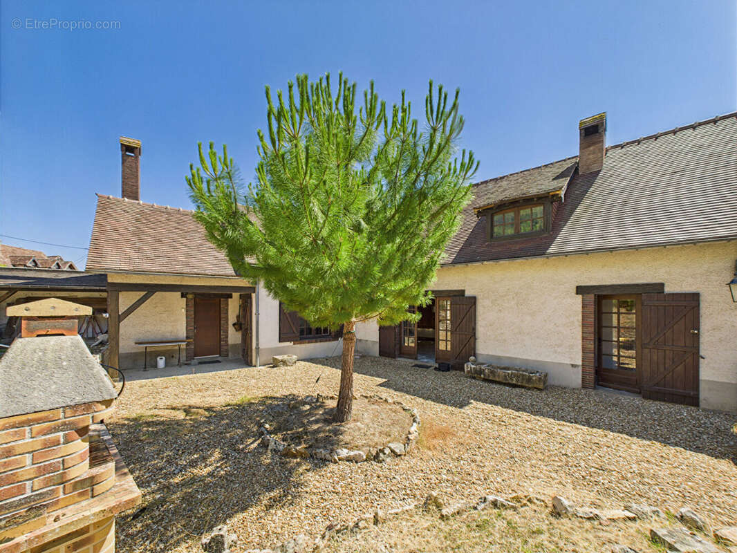 Maison à NOGENT-LE-ROI