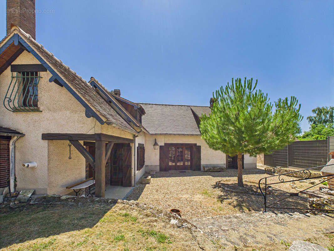 Maison à NOGENT-LE-ROI