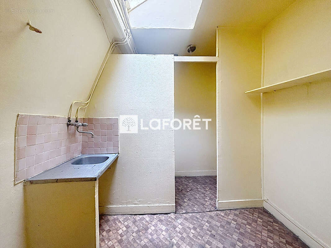 Appartement à PARIS-2E