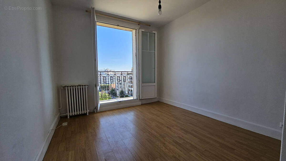 Appartement à COLOMBES
