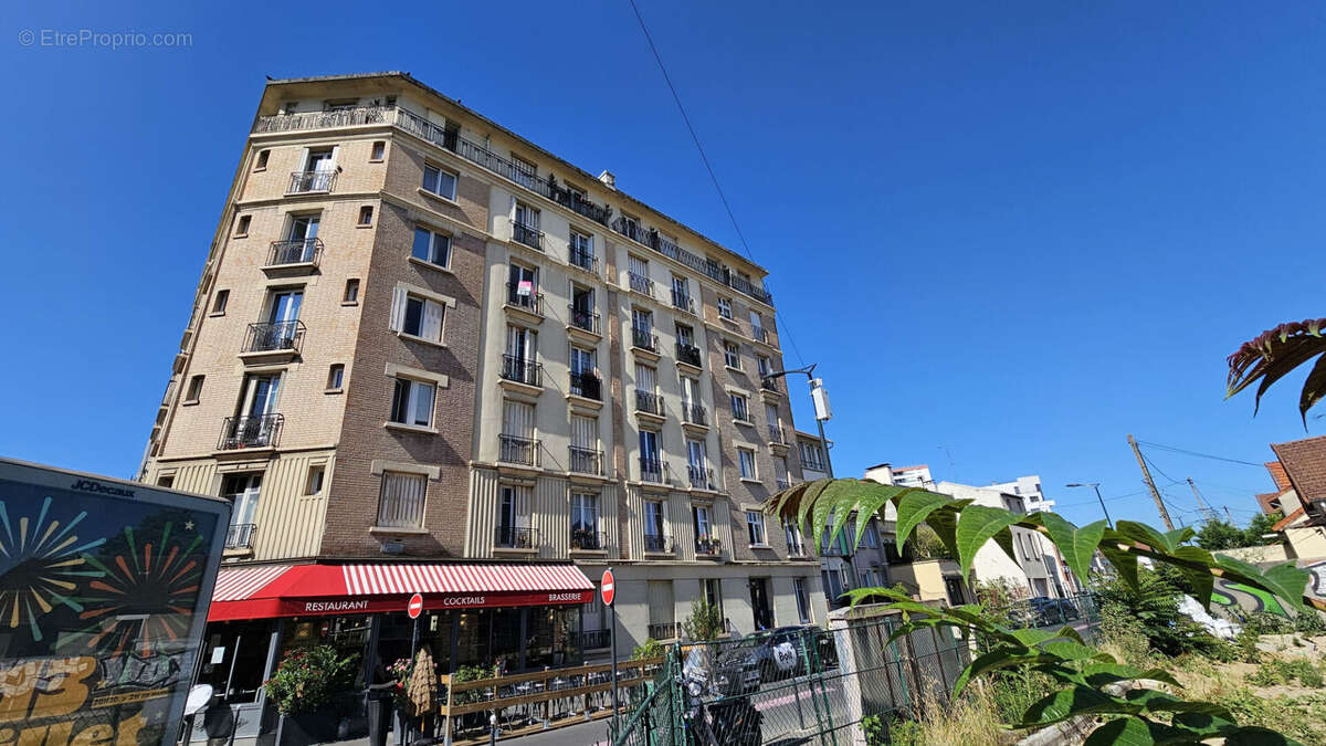 Appartement à COLOMBES