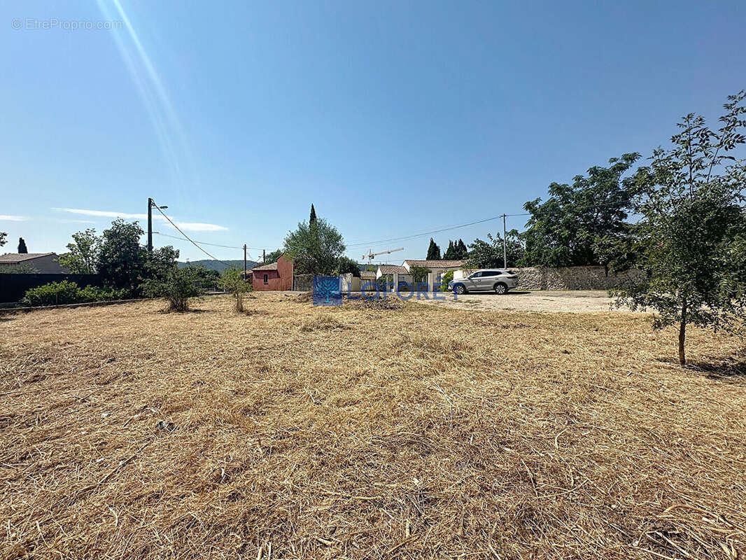 Terrain à DRAGUIGNAN