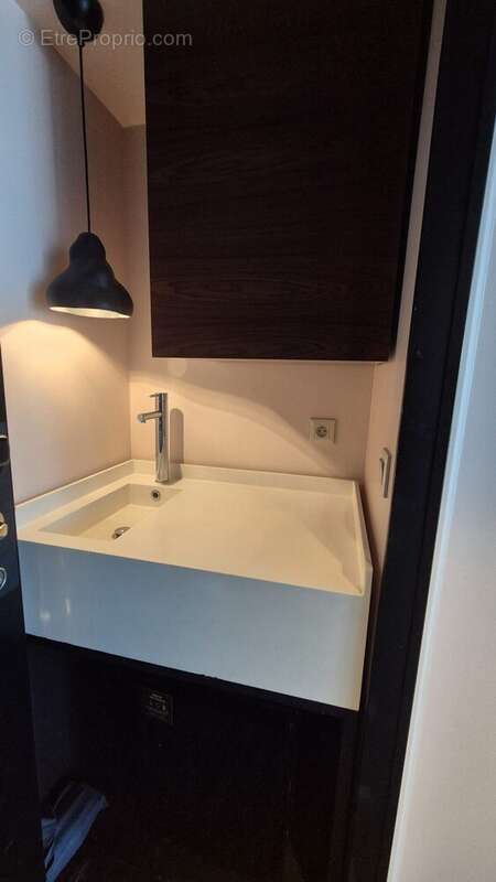 Appartement à PARIS-20E