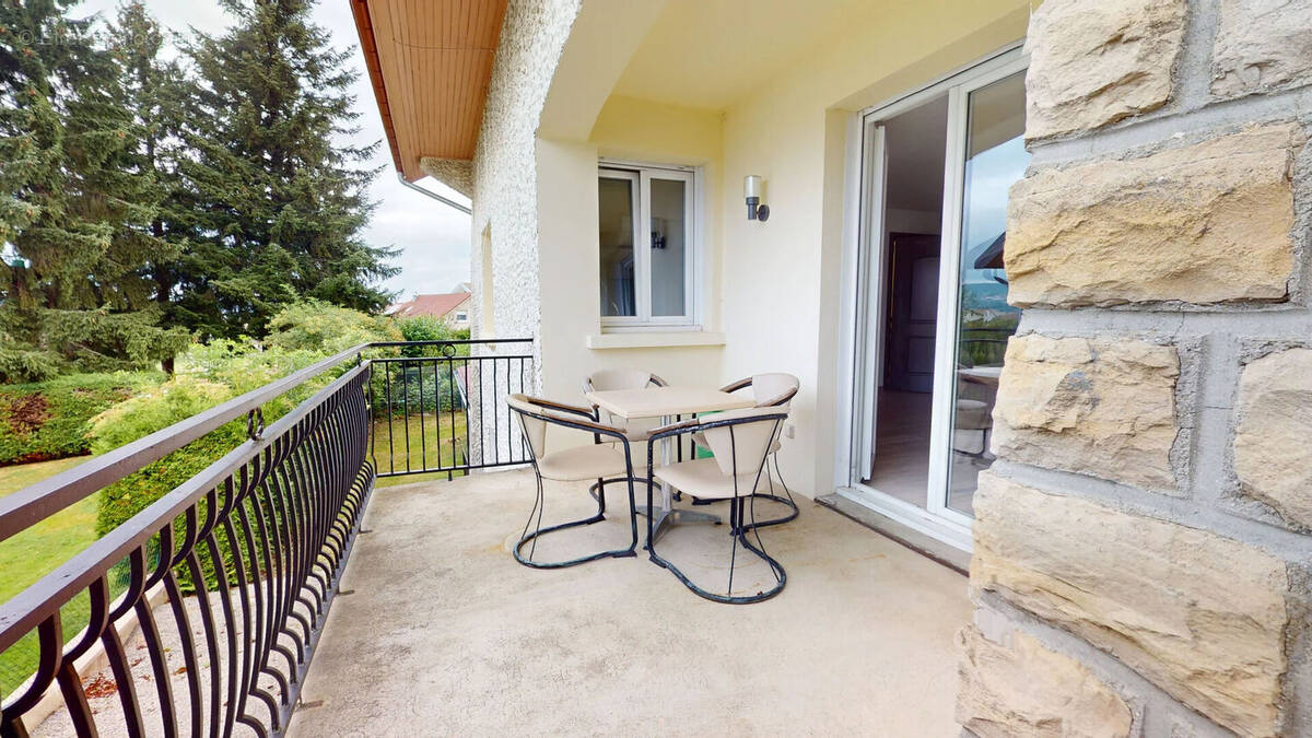 Maison à DAMPRICHARD