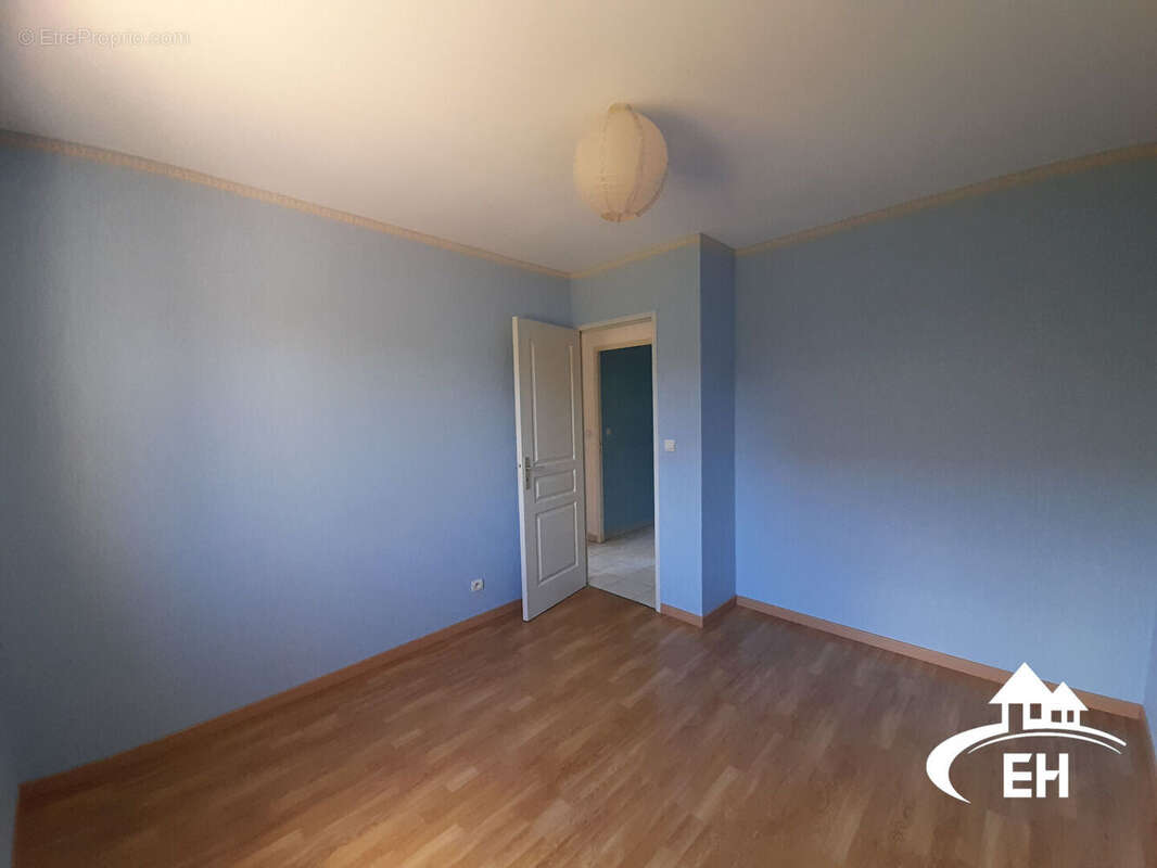 Maison à SAINTE-GAUBURGE-SAINTE-COLOMBE