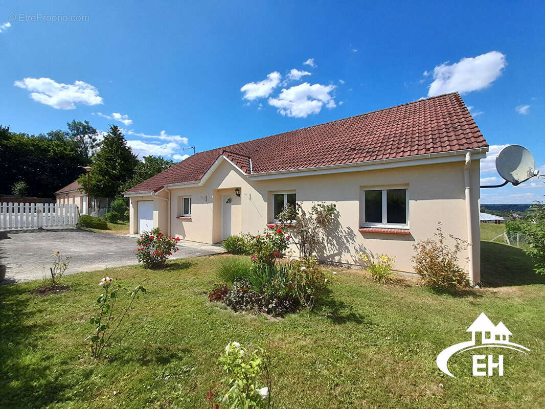 Maison à SAINTE-GAUBURGE-SAINTE-COLOMBE