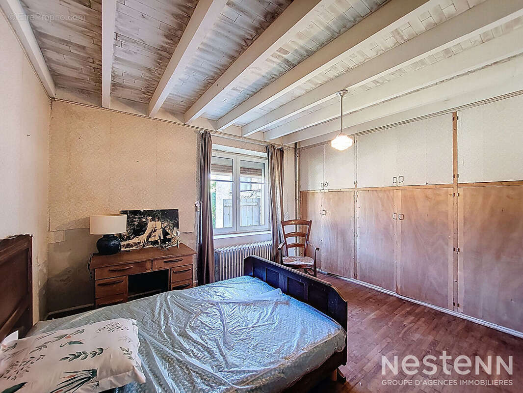 Maison à LARROQUE-ENGALIN