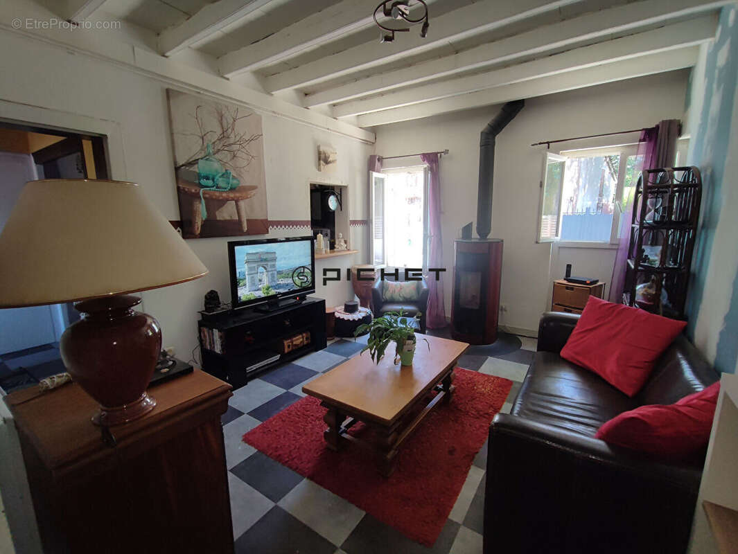 Maison à BELIN-BELIET