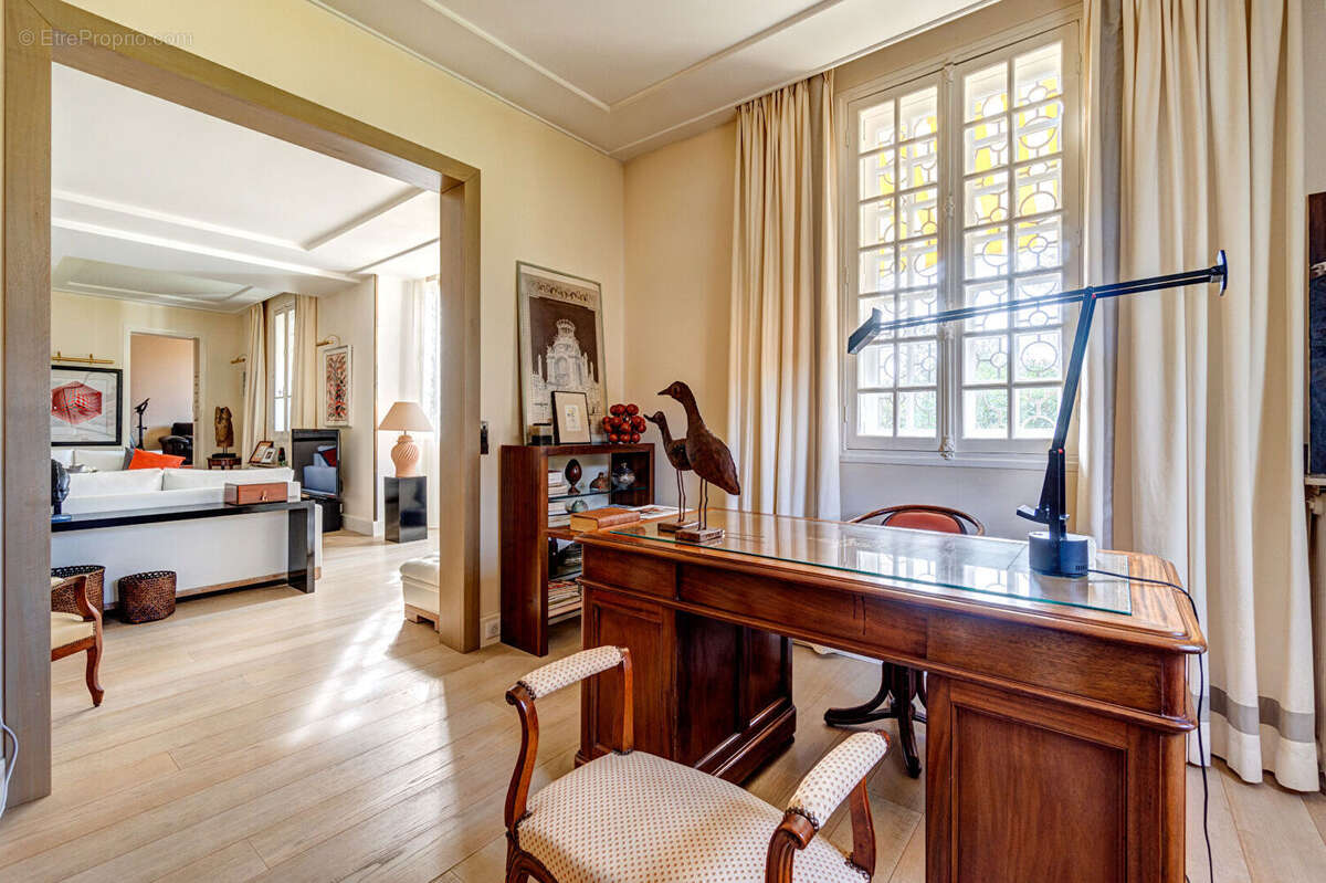 Maison à MAISONS-LAFFITTE