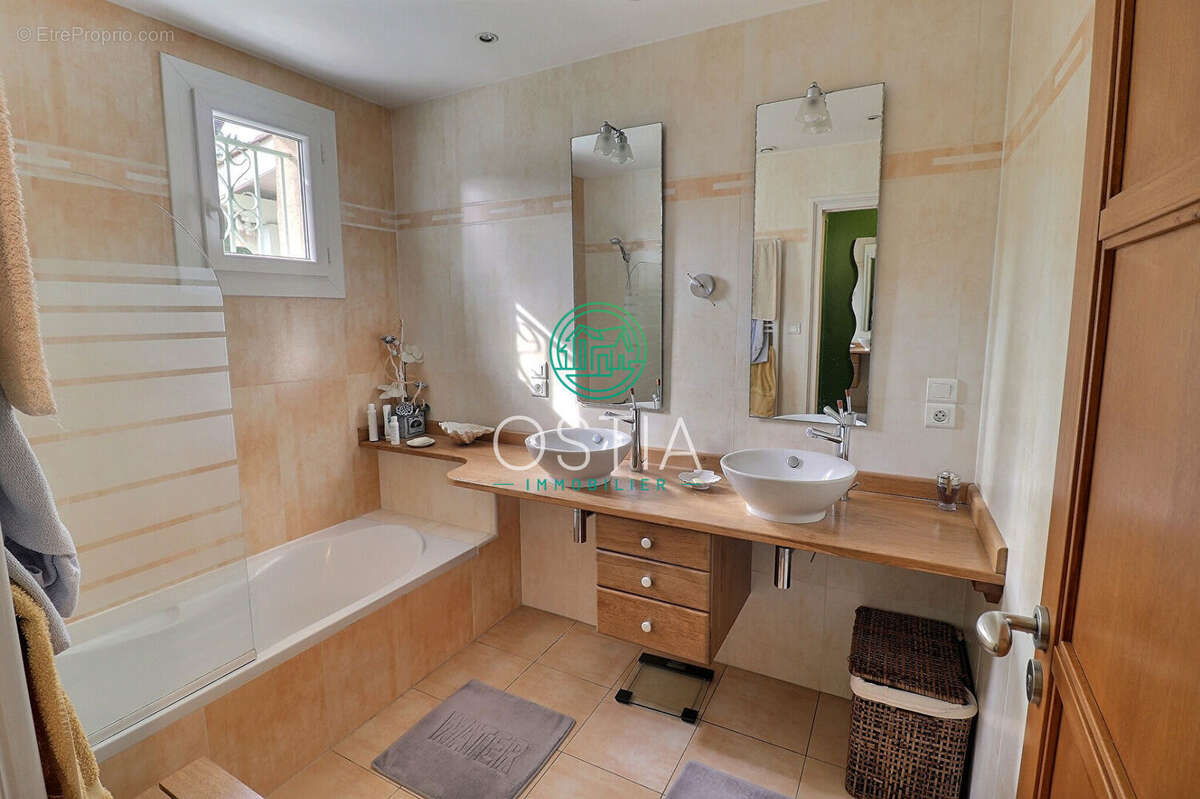 Maison à RIVE-DE-GIER