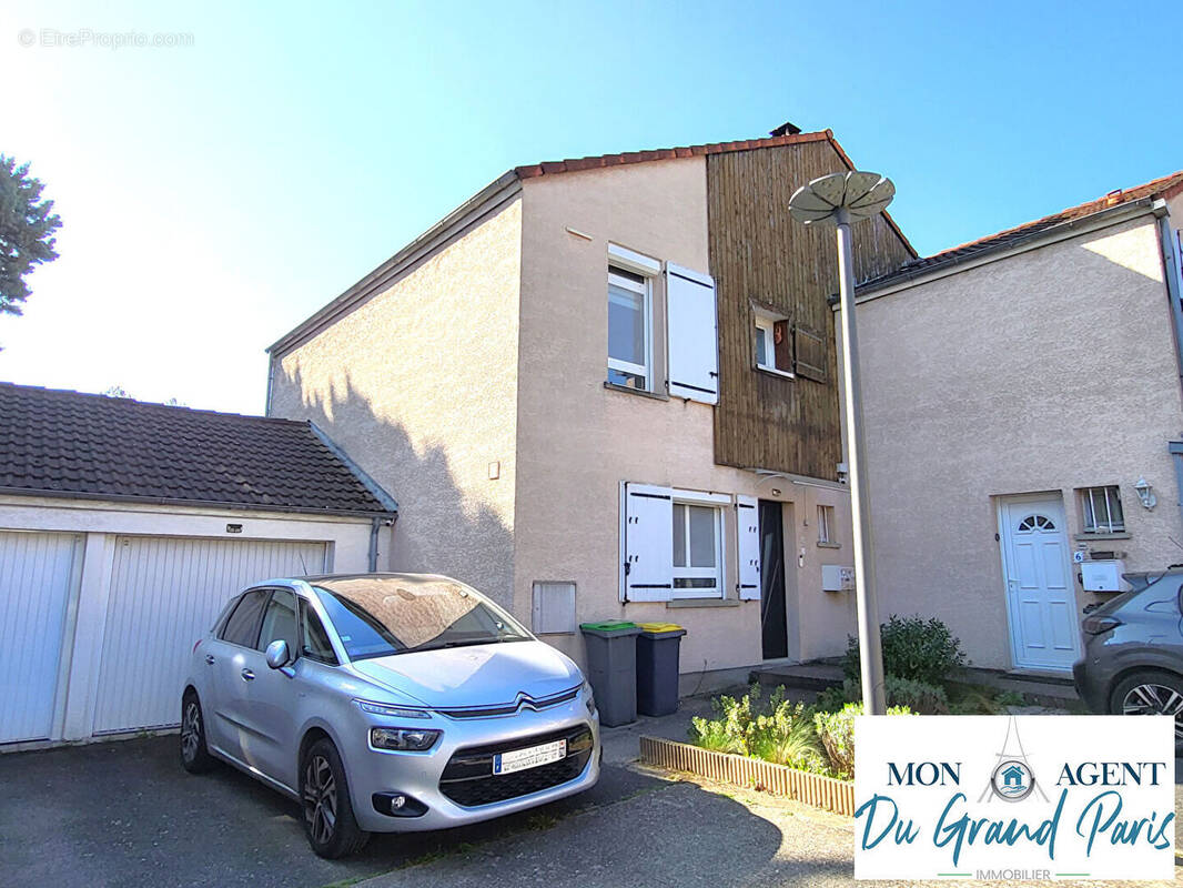 Maison à VILLEBON-SUR-YVETTE