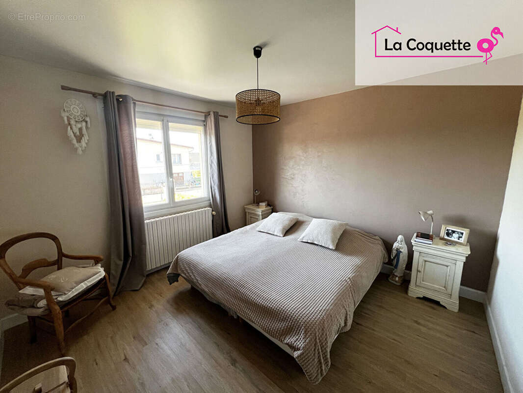 Maison à SAINT-LOUP-SUR-SEMOUSE