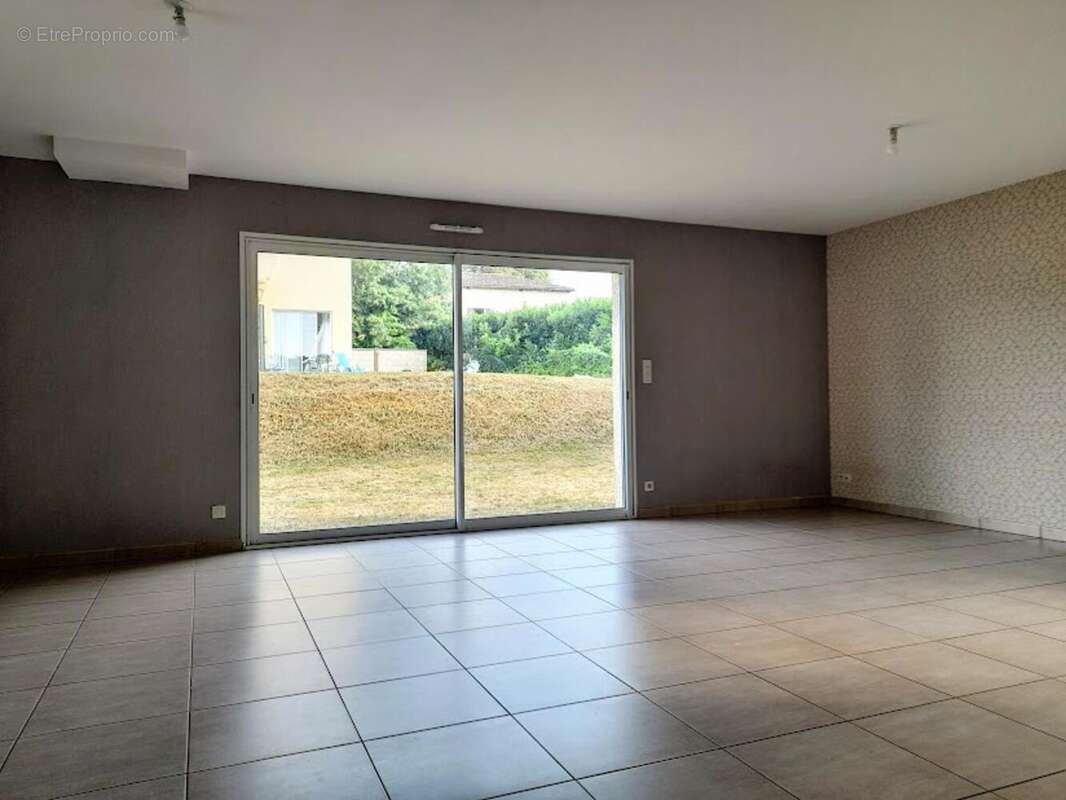 Photo 5 - Maison à LUCENAY