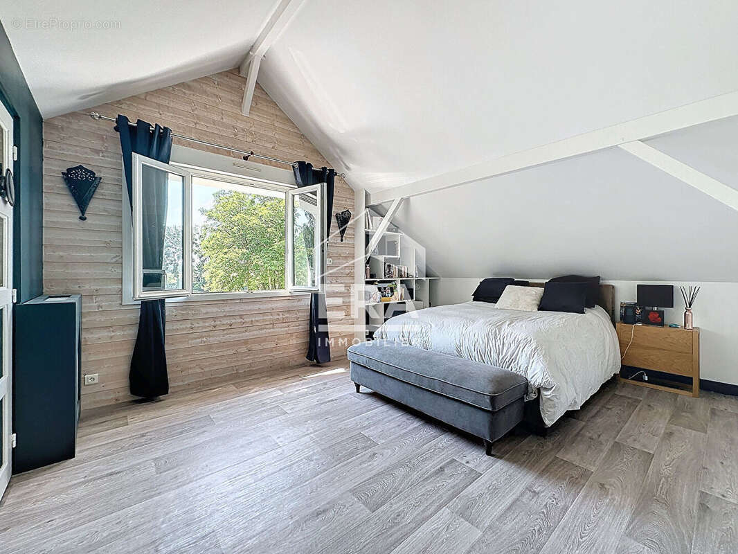 Maison à CONFLANS-SAINTE-HONORINE