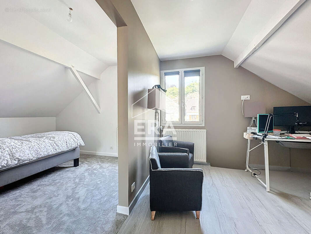 Maison à CONFLANS-SAINTE-HONORINE